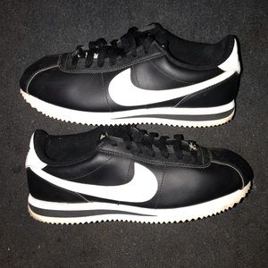 RARE Nike Cortez Classic '72 Black White Leather Shoes.